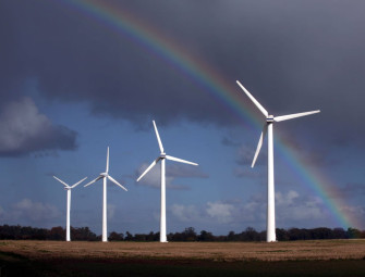 UK scientists behind clean power AI breakthrough win £1m Government prize Image