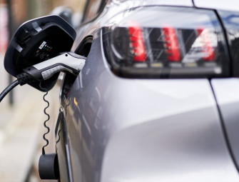 Minister wants tourist attractions to ‘supercharge’ EV infrastructure Image