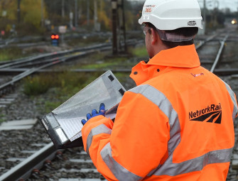 Easter train journeys to be disrupted by more than 300 engineering projects Image