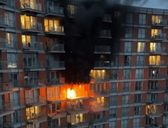 Canary Wharf fire: Blaze rips through east London flat months after blaze at same development Image