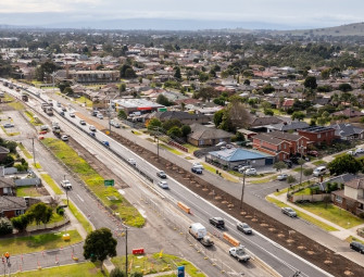 Southbound lanes open on Epping Road Image