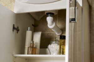 What are waterless traps? Image