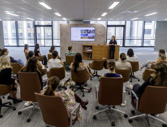 BESIX Watpac’s Lean In Circles create safe and supportive spaces Image