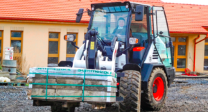 Nuns using Bobcat L85 Compact Wheel Loader Image
