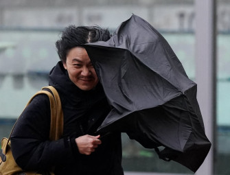 Amber weather warning in force as heavy rain raises flood risk Image