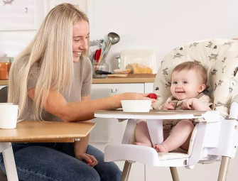Best collapsible high chairs for space-saving dining solutions Image