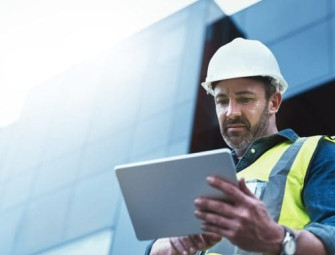 Work smarter on the go: the power of mobile issue management and file sharing Image