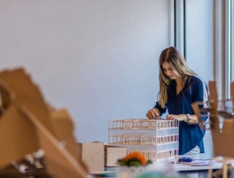 RIBA calls for more flexible modes of study for architect trainees Image