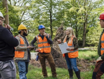 Five ways that frameworks help public sector budgets go further Image