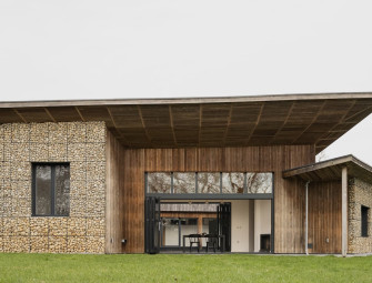  Pivot House: A rare Paragraph 84 home with a striking gabion wall exterior   Image